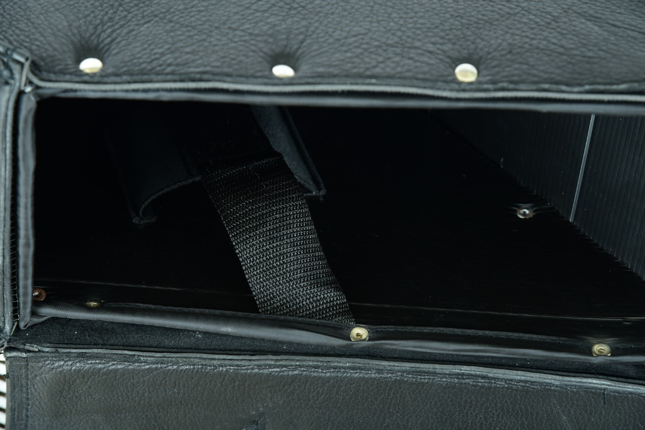 Motorcycle Leather No-Stud Dyna Saddlebag - Image 8